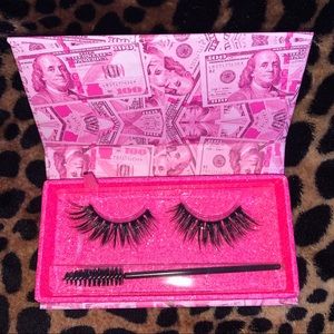 Mink lashes